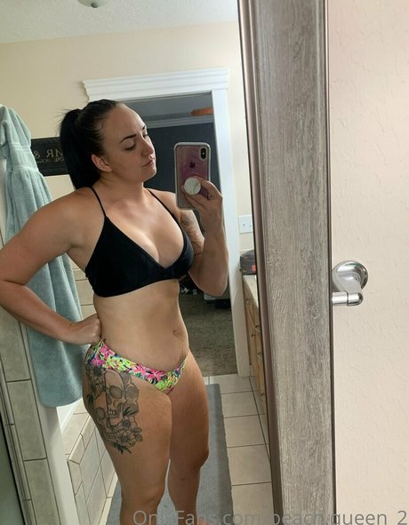 Peach Queen 2 art actress photo