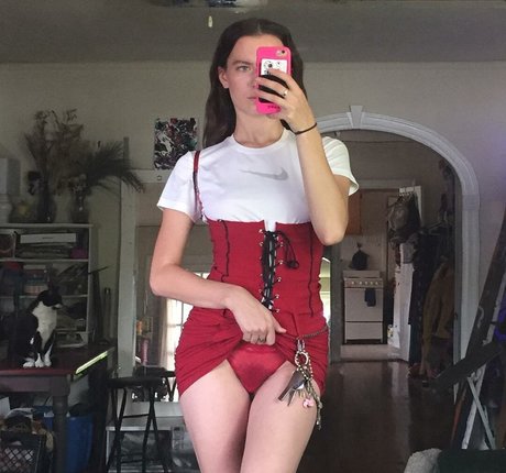 if u seek amy tonight star erotic archive