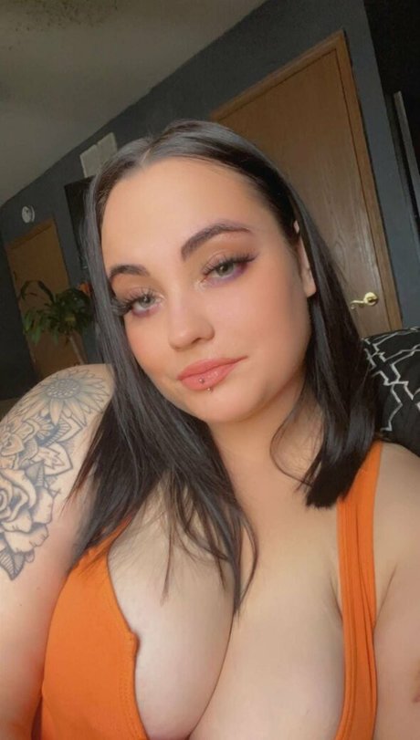 HornyThickKitten pornstar art photo