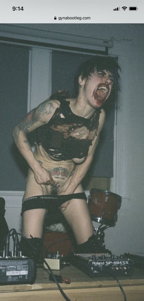 Gyna Bootleg pornstar pic