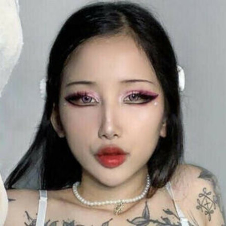 Yenny Zhao star art pics