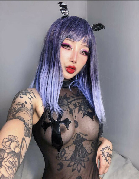 Yenny Zhao free actress archive