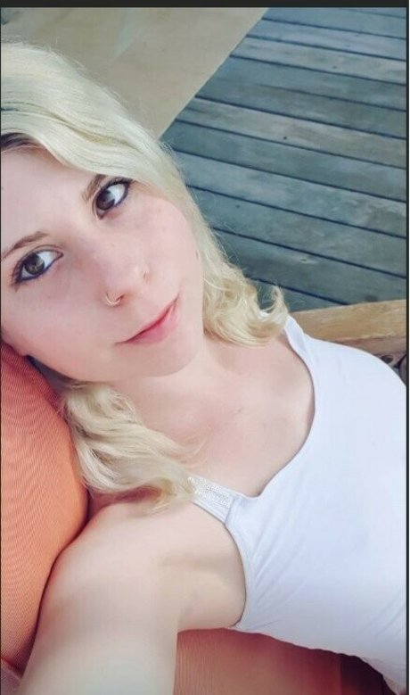 milf handjob onlyfans beautiful porn pic