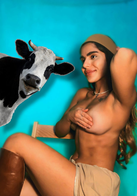 YanivAndKeira nice model archive