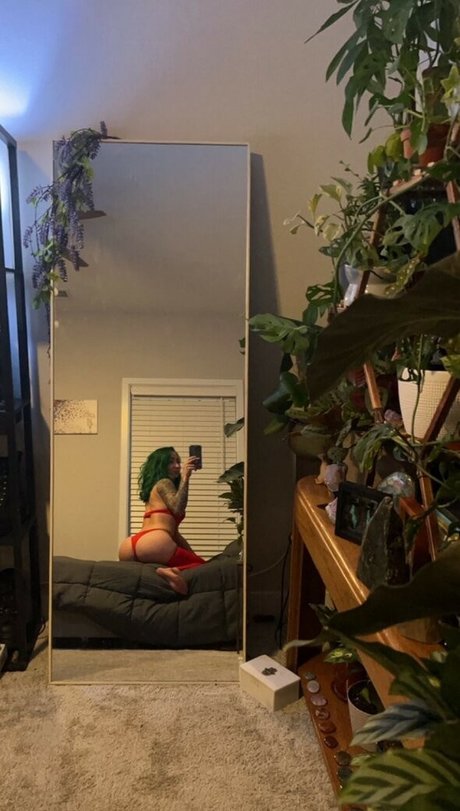 Alexxxandria23 exclusive model pic