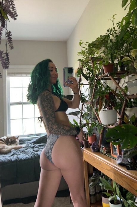 Alexxxandria23 star xxx photos