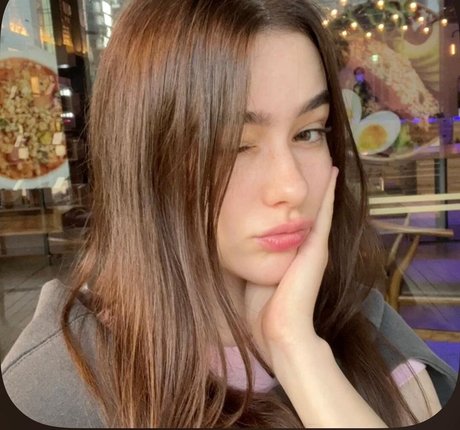 18 asian onlyfans nude images