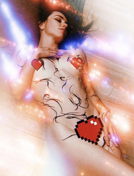 Liv Boeree star hot picture