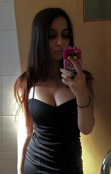 Jennie Naz free pornstar gallery