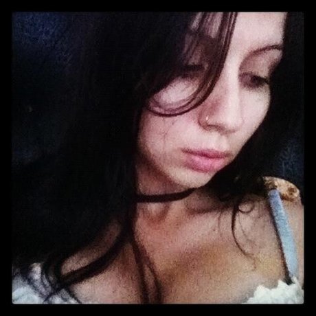 Jennie Naz hot pornstar archive