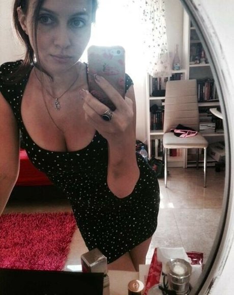 Jennie Naz star art pics