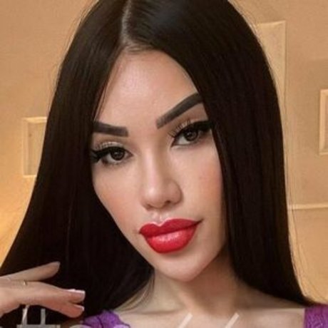 Mayumi Natsunaga art actress pics