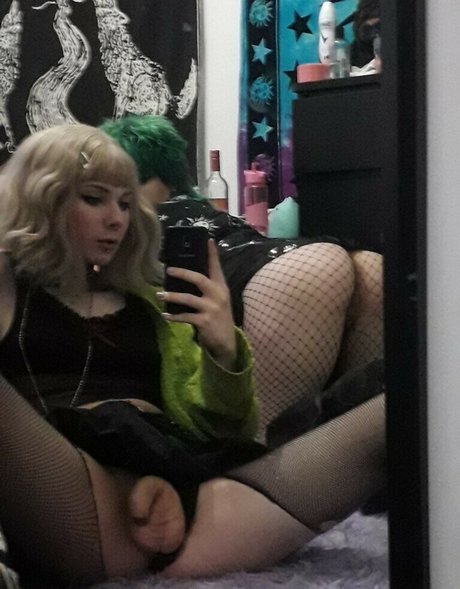 gay influencer onlyfans beautiful nude img