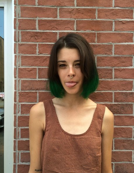 Carly Foulkes model nudes pics