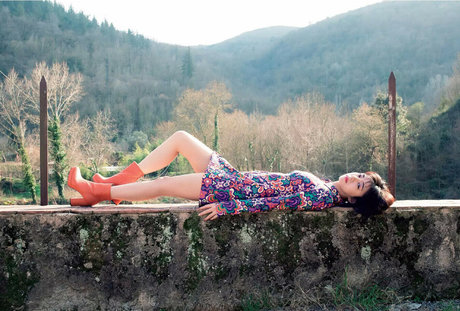 Elaiza Ikeda star nude photos