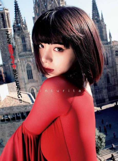 Elaiza Ikeda pornstar nice picture