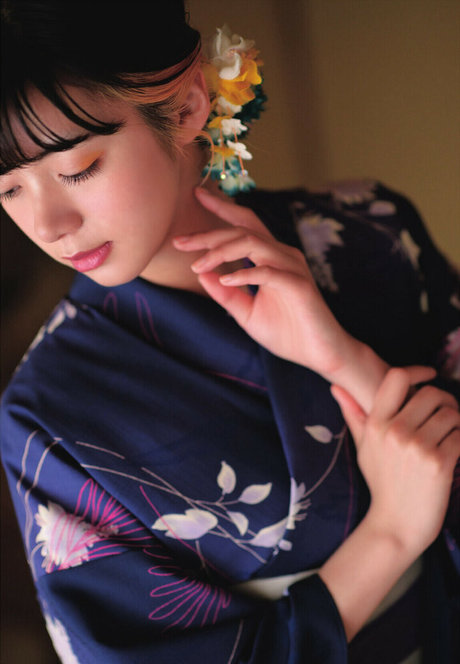 Elaiza Ikeda pornstar xxx gallery