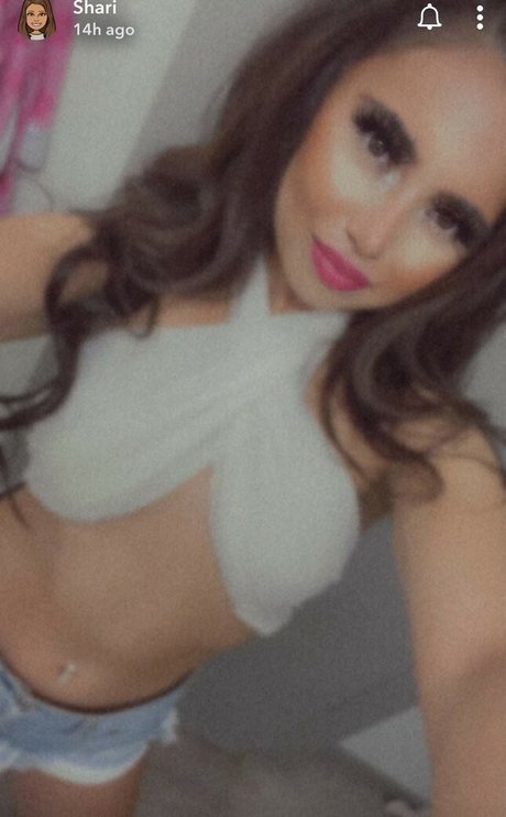 Shari G model nice picture