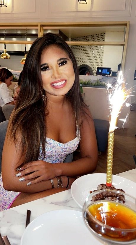 Shari G sexy actress archive