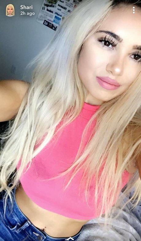 Shari G star naked photo