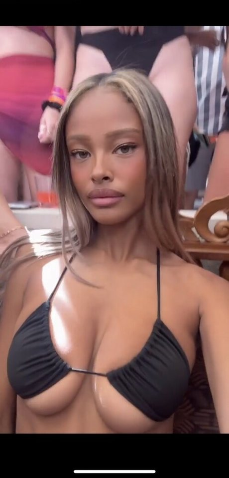 Vinetrria Vinetria free actress images