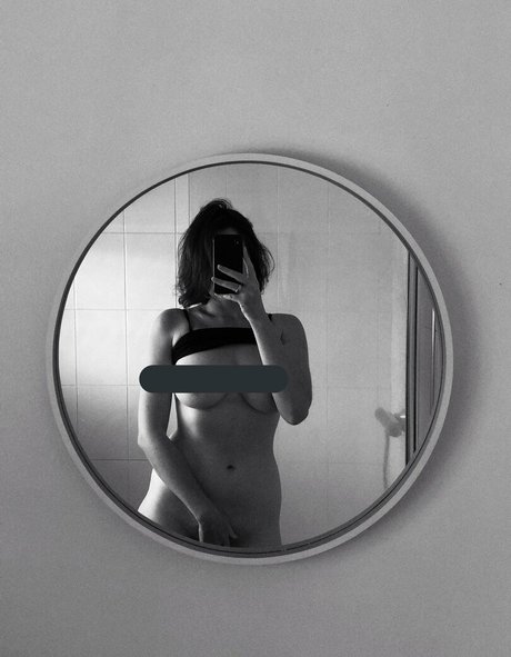 Katevmodel model pretty image