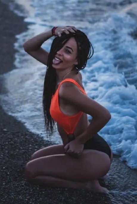 Aggeliki Belesioti model nudes pictures