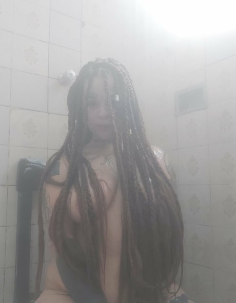 yorhadark nude actress images