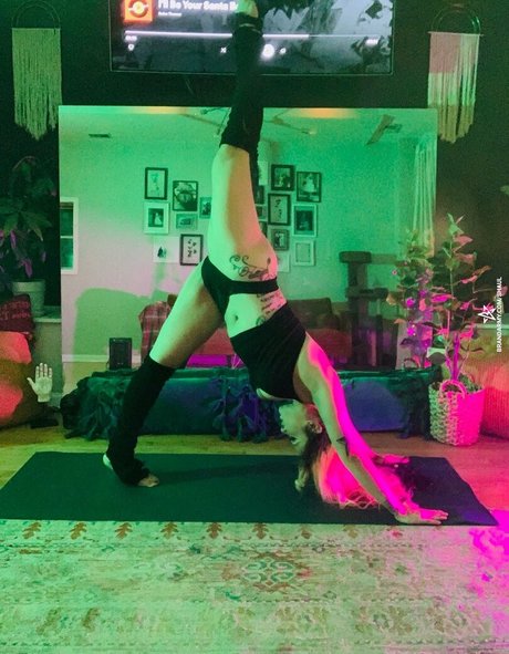 hairy armpits onlyfans hot porn images