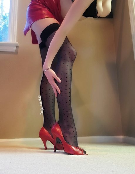 milf glasses onlyfans art naked images