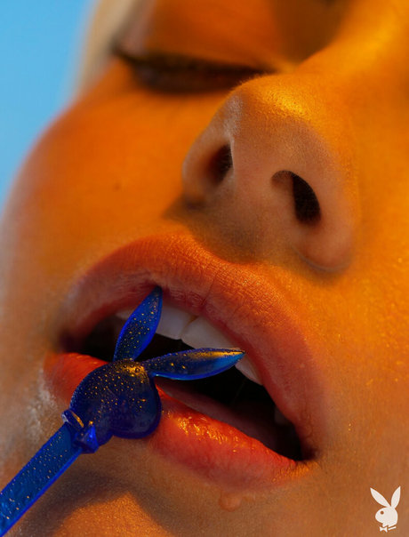 shemale fucks girl onlyfans free nude photo