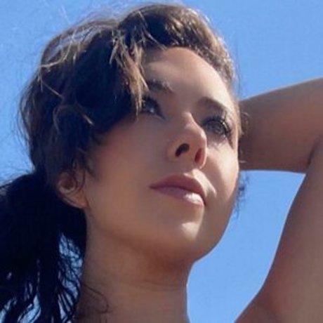 Brazilian mewmew pretty model photo