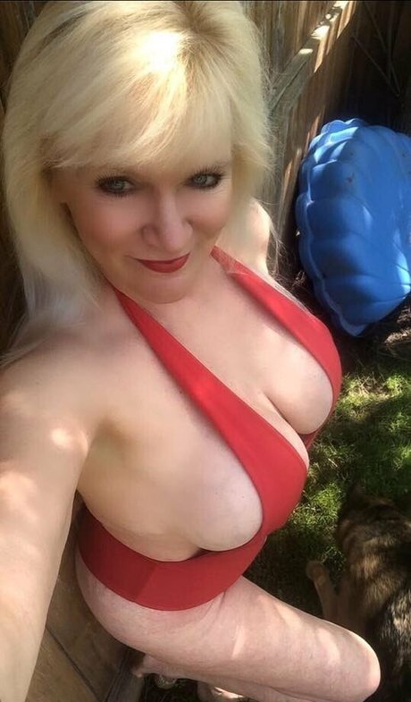 Sandie Lee top star gallery