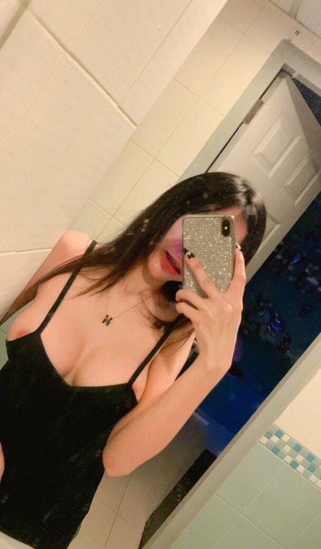 Hwanyen erotic model images