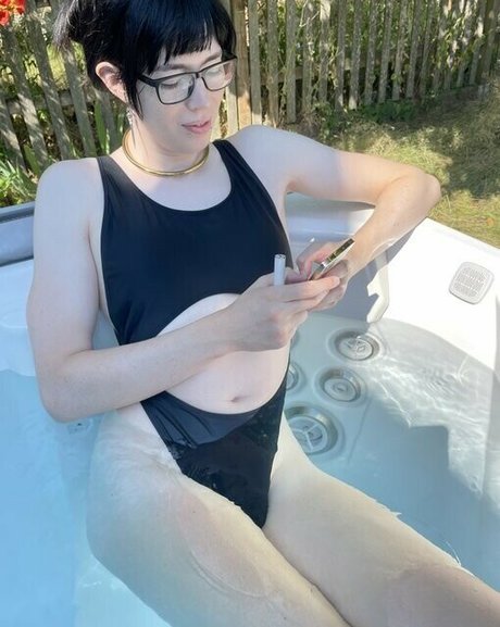 FoxGothicc star nudes galleries