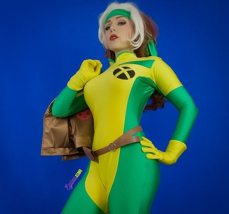 Egilea ASMR hd model picture