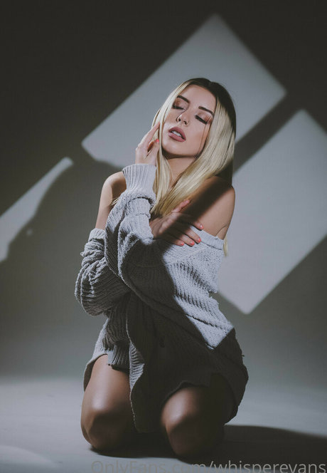 Whisper Evans pornstar gallery