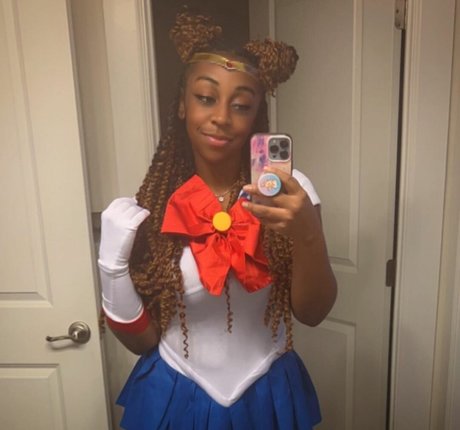 JazzyGunz model xxx pictures