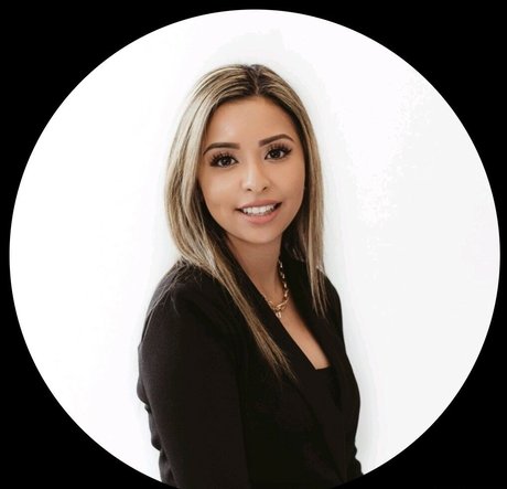 Iris In The Kitchen xxx actress image