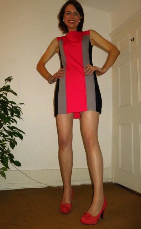 Anna Cookson model top photos