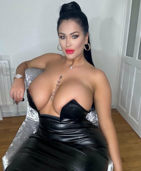 blonde shemale onlyfans xxx photos