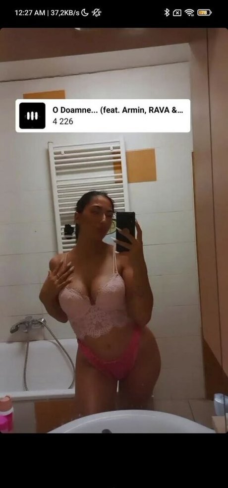 cristinutza18 pornstar img