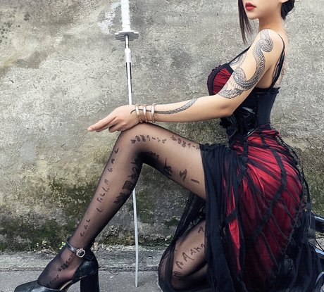 DeerWhite_ model pretty gallery