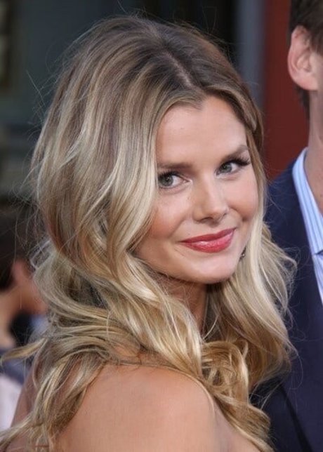 Anita Briem nudes star galleries