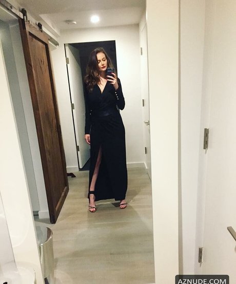 Andi Matichak free star pics