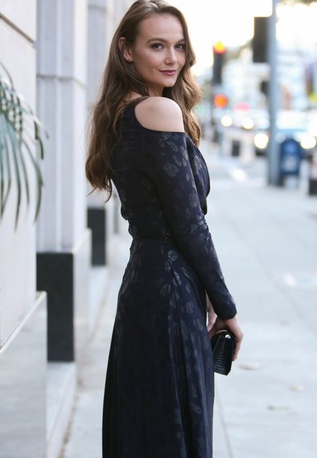 Andi Matichak hd pornstar images