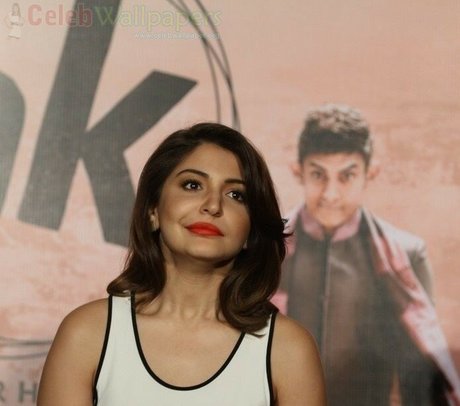 Anushka Sharma beautiful model galleries