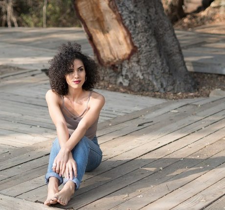 Andrea Sixtos star hd picture