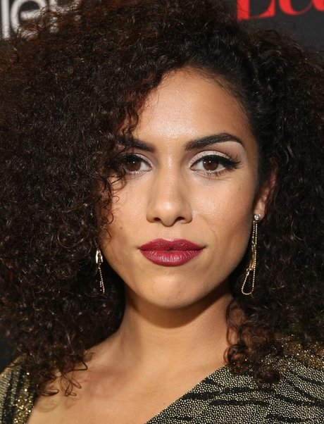 Andrea Sixtos star pornographic photos