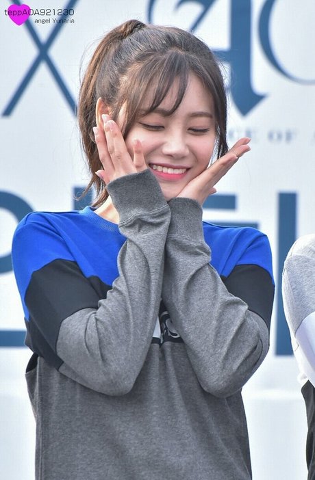 AOA Team star naked image